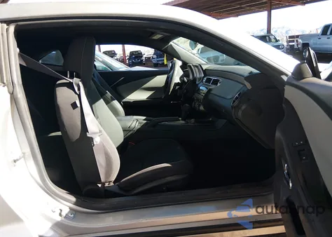 2013 Chevrolet Camaro 2Ls z USA, uszkodzony, nr VIN 2G1FA1E36D9186972